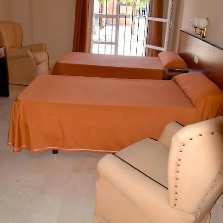 Don Manuel Hotel 2*